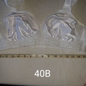 Playtex 18 Hour White Bra 40B